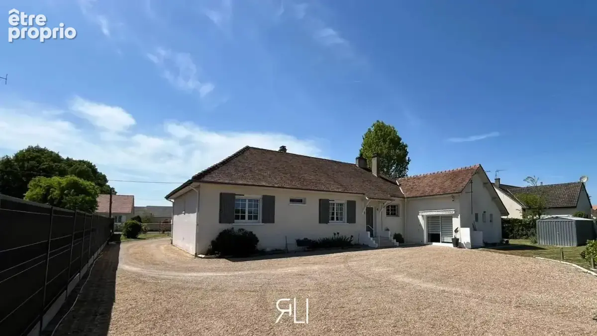 Maison de plain-pied, beau jardin - photo 10
