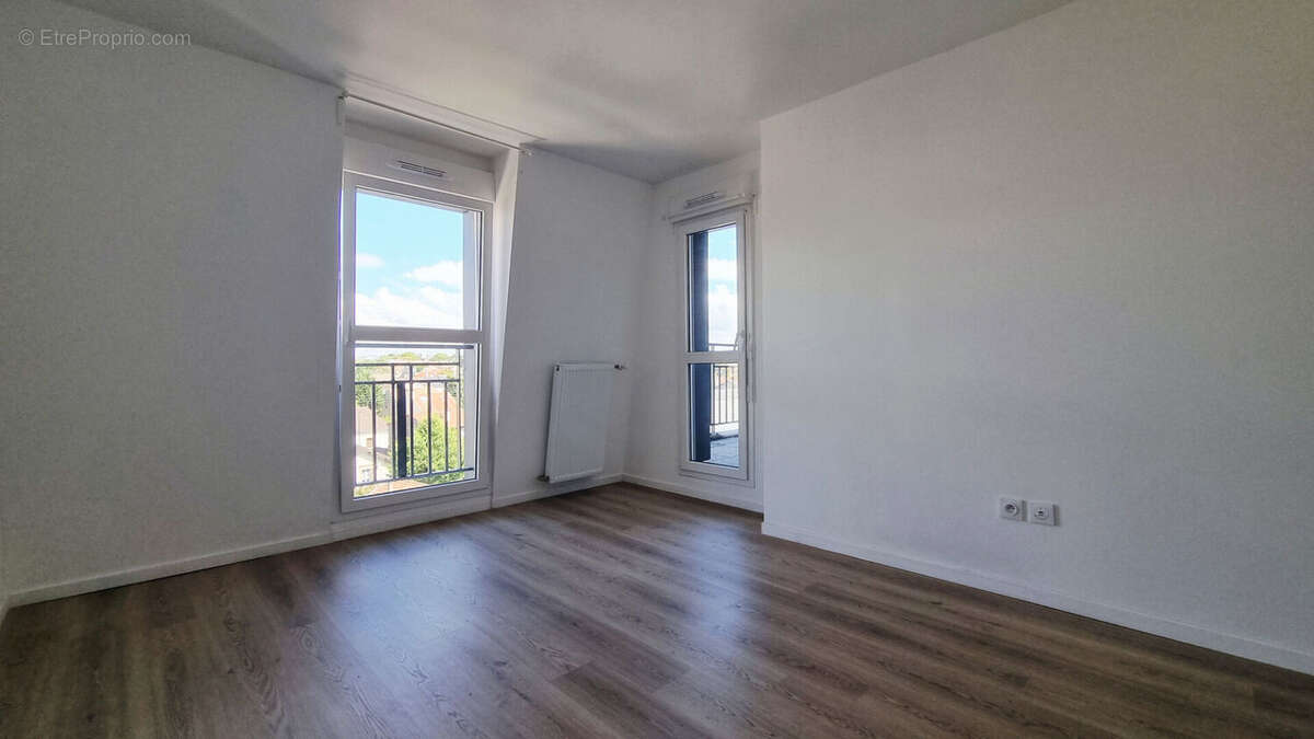 Appartement 4 pièces de 85 M² avec Terrasse  - SARTROUVILLE - photo 6