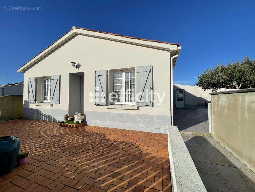 Maison à BREM-SUR-MER