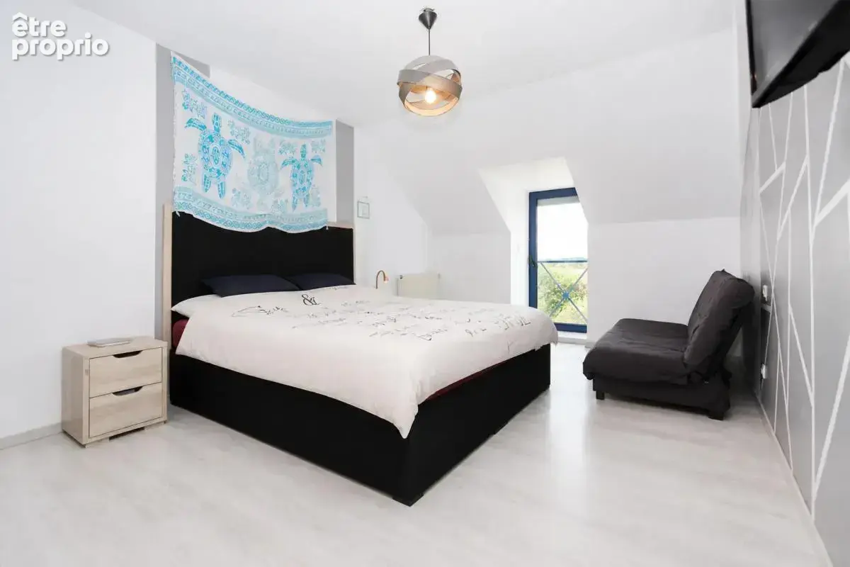 Maison de 194 m2 - 5 pièces - Martigné-Ferchaud - photo 10