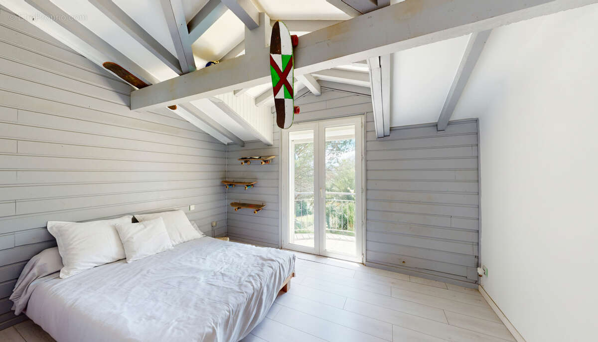 MENDIRA - Maison d'architecte à Arbonne avec vue montagnes - photo 16