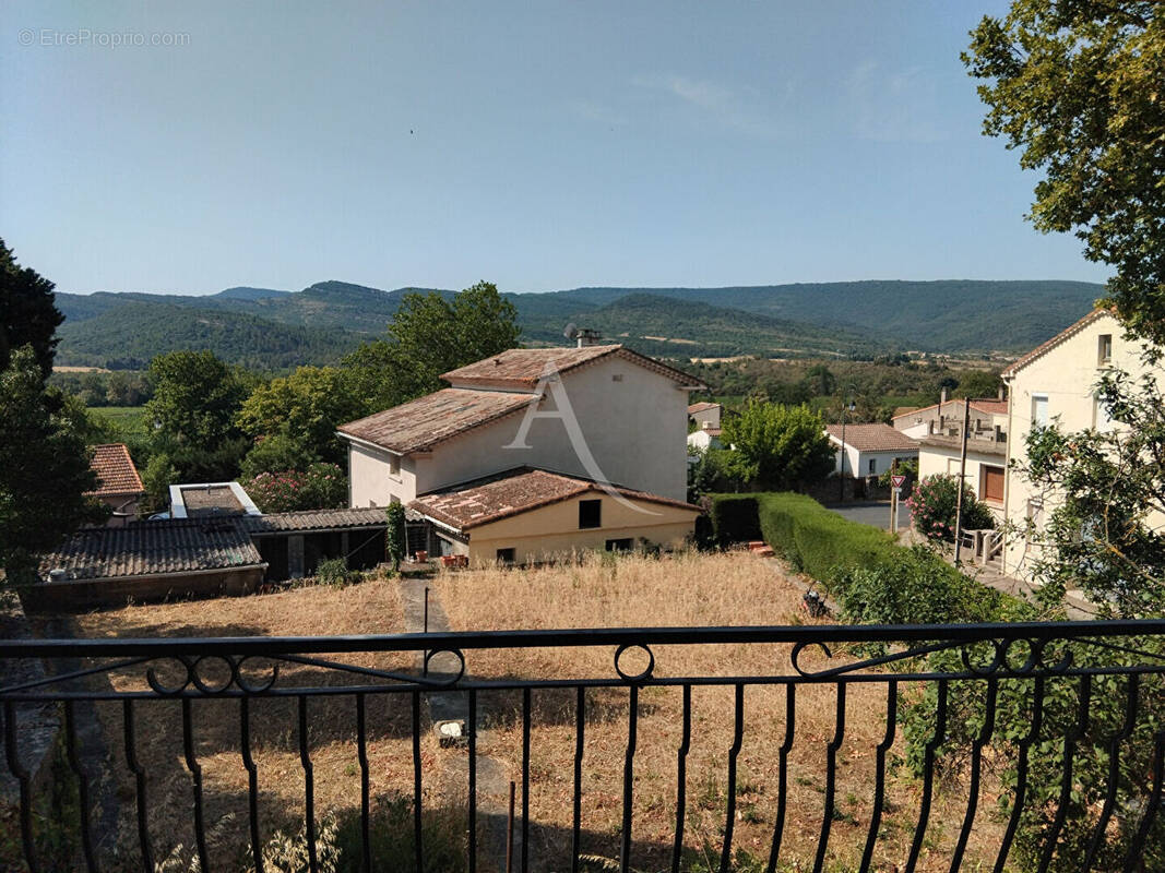 Maison à SERVIES-EN-VAL