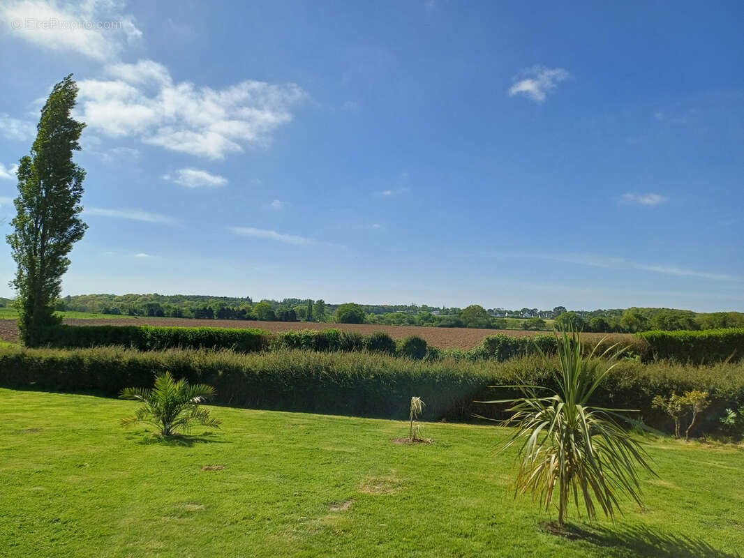 Maison à PLOUGASNOU