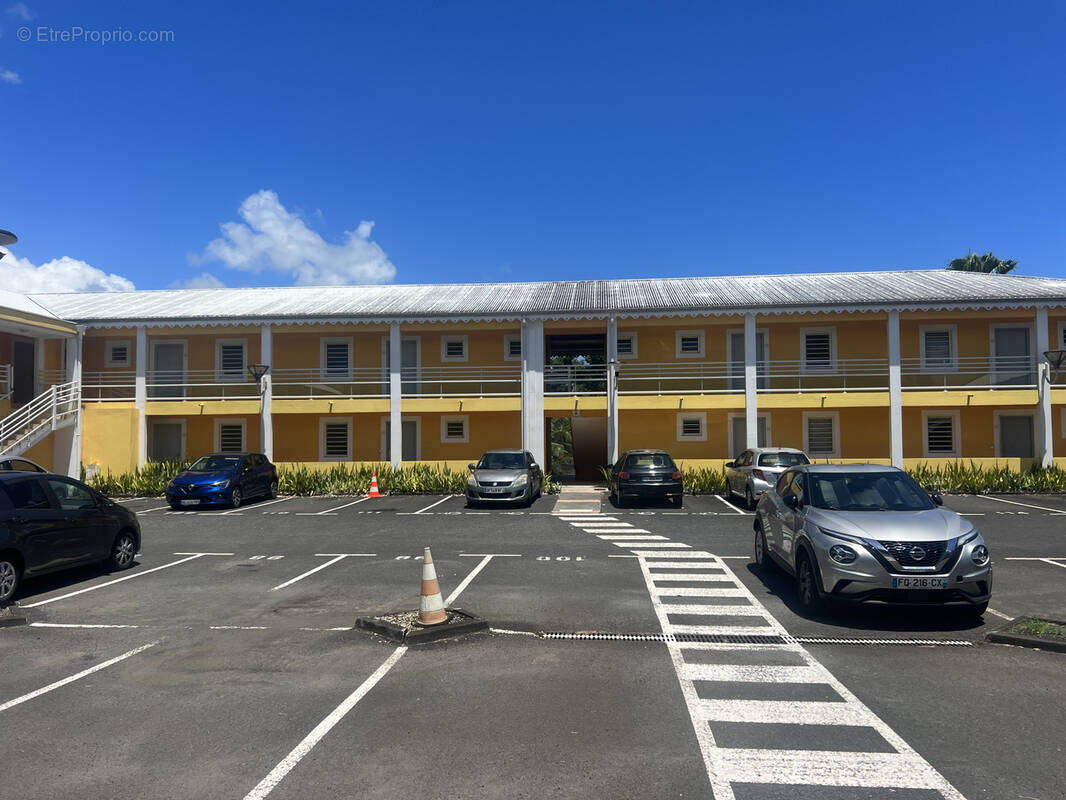 Appartement à BAIE-MAHAULT