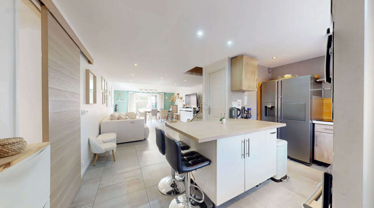 Maison à PONTAULT-COMBAULT