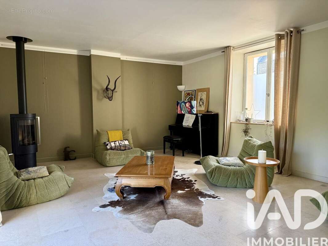 Maison 217 m² à Esquay-Sur-Seulles  - photo 4