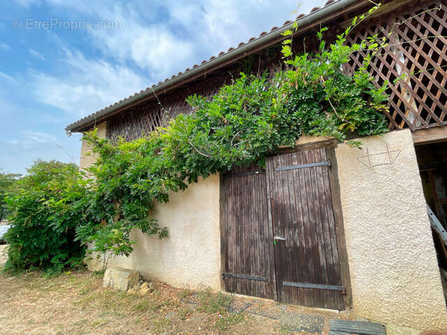 Maison de maître avec piscine et gîte - photo 25