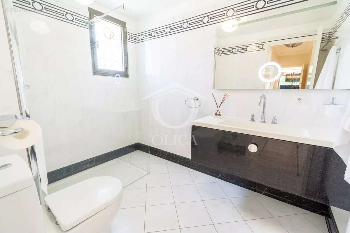 Maison à VILLENEUVE-LOUBET