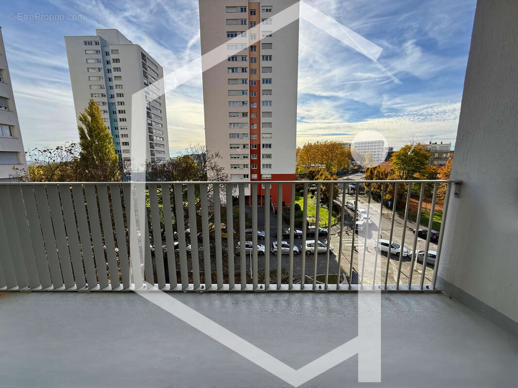 Appartement à ROSNY-SOUS-BOIS