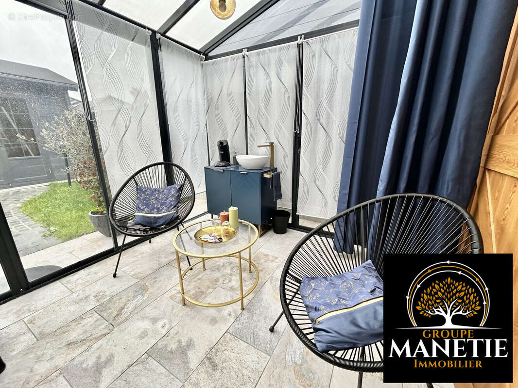 Autre à FRESNES-LES-MONTAUBAN