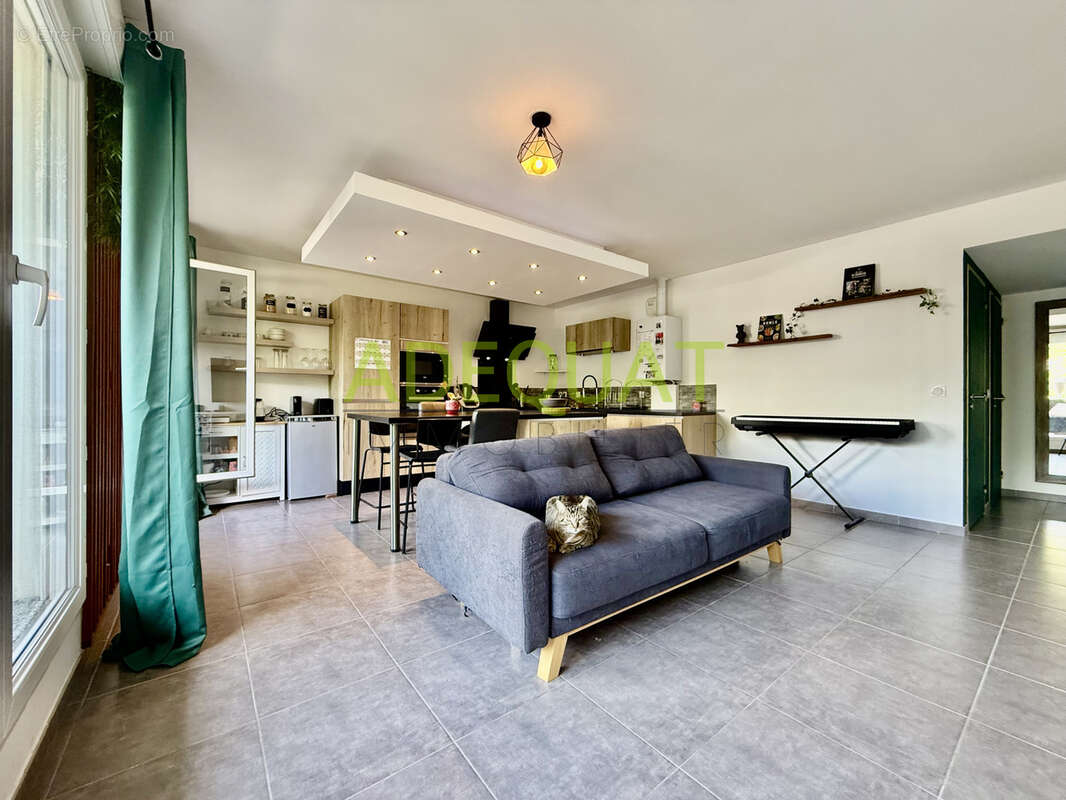 Appartement à L'ISLE-D'ABEAU