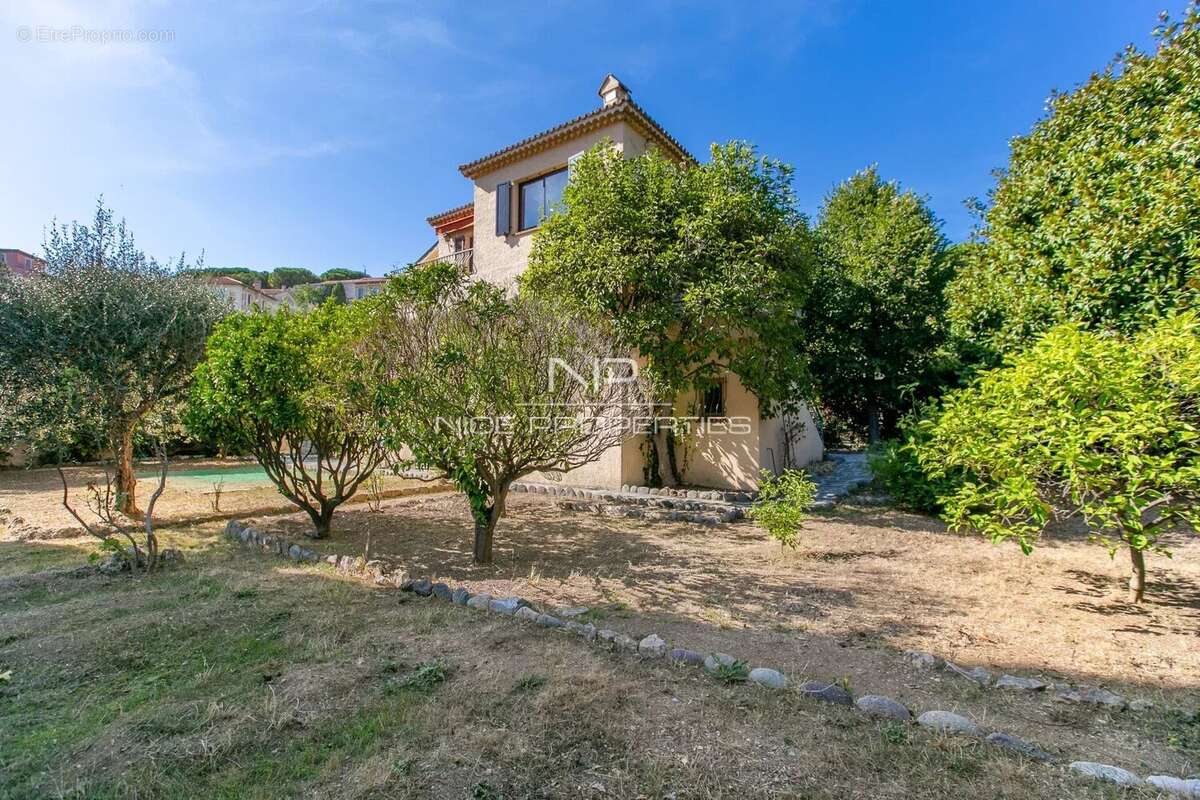 Maison à VILLEFRANCHE-SUR-MER