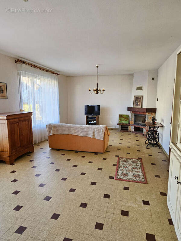 Maison Eternoz 8 pièce(s) 245 m2 - photo 4