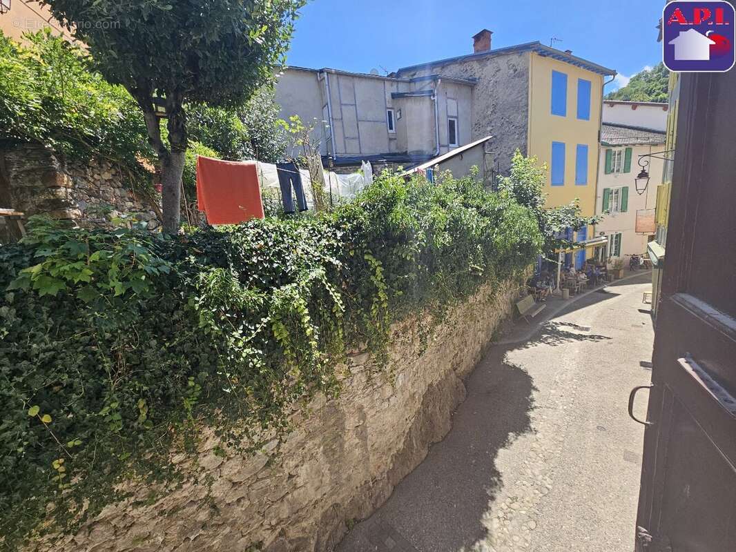 Appartement à AX-LES-THERMES