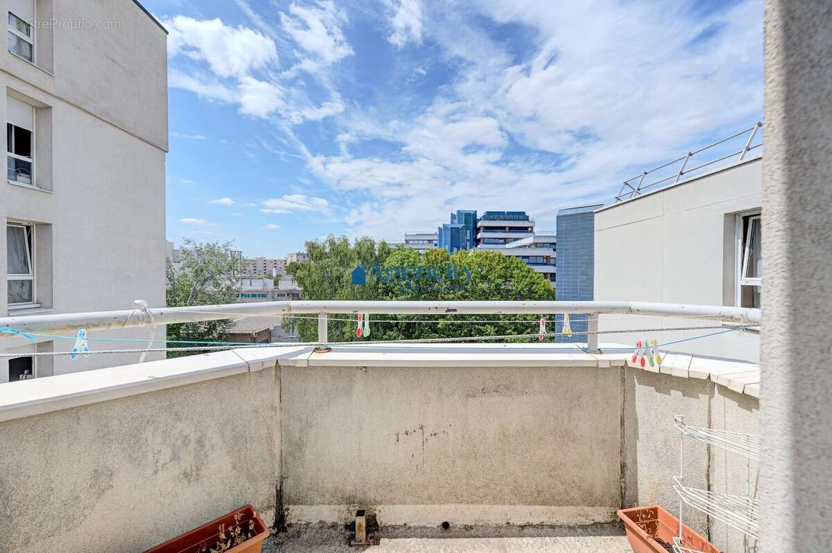 Appartement 61 m² à Noisy-Le-Grand  - photo 5