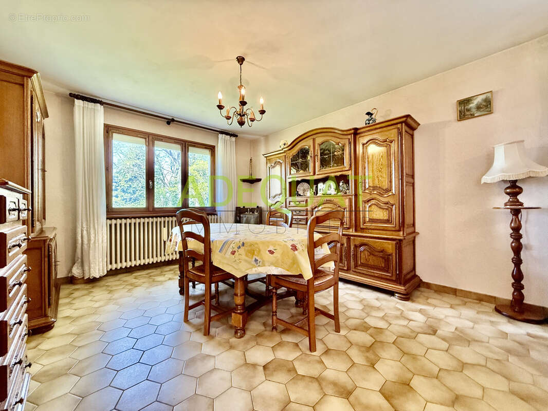 Maison à BOURGOIN-JALLIEU
