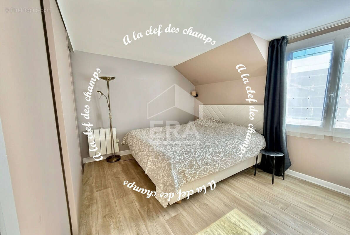 Maison à GIF-SUR-YVETTE