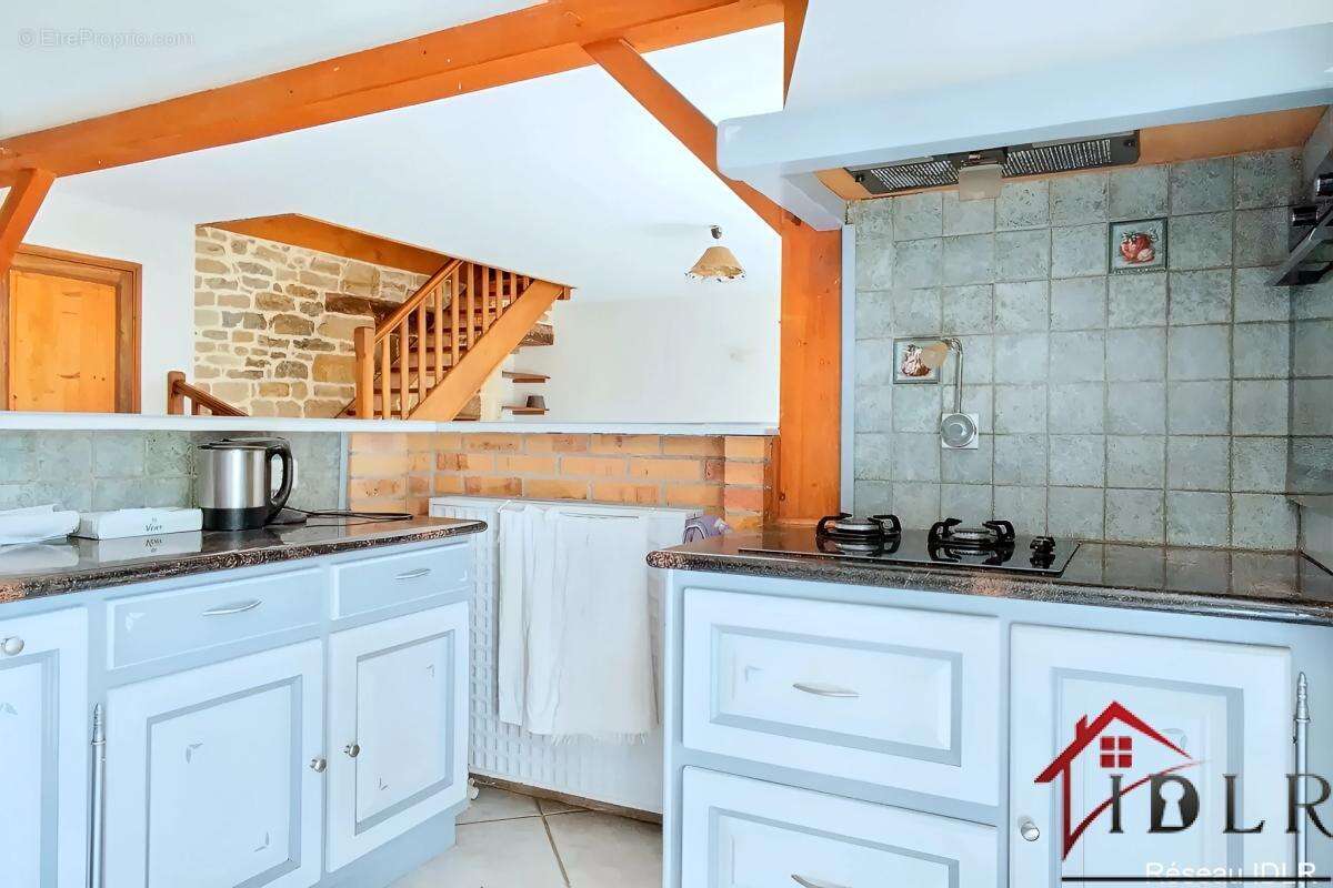 Maison à CHAMPSEVRAINE