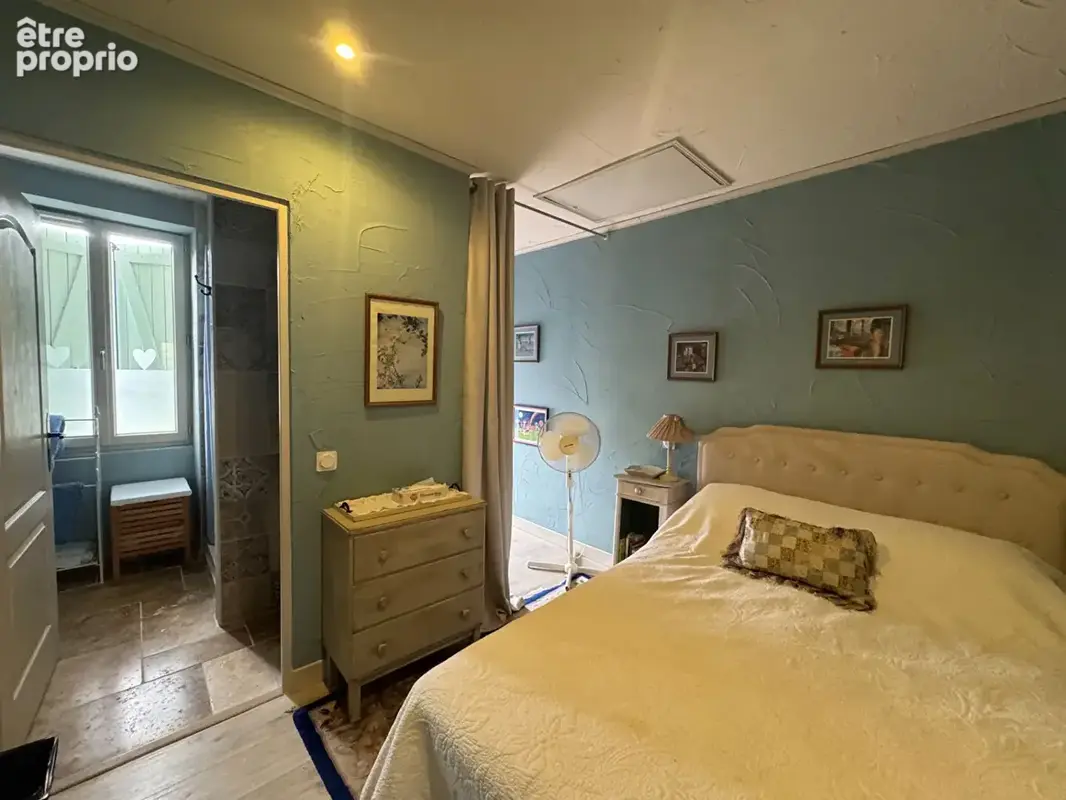 Maison rénovée de 115 m² avec jardin arboré et belle vue ? Laval-de-Cère - photo 7
