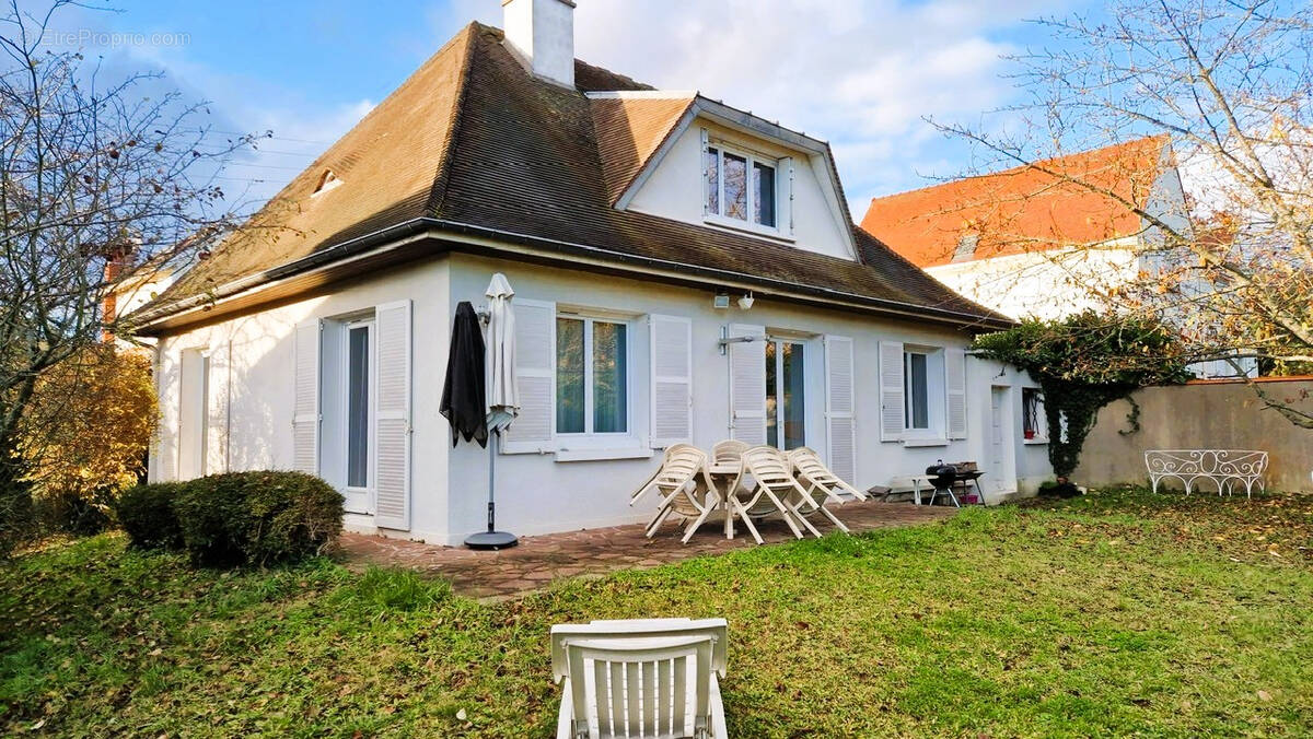 Maison à ERMONT