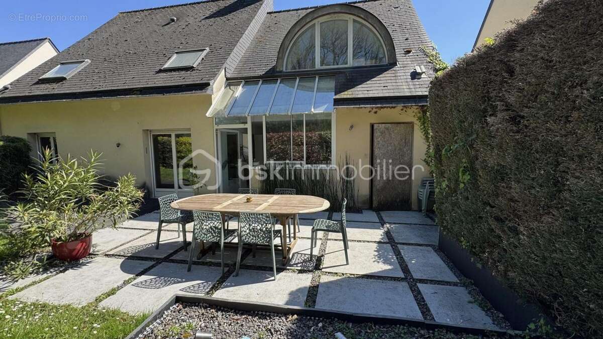 Très belle maison contemporaine familiale - 8 pièces - 175m2 - avec jardin – PACÉ - photo 22