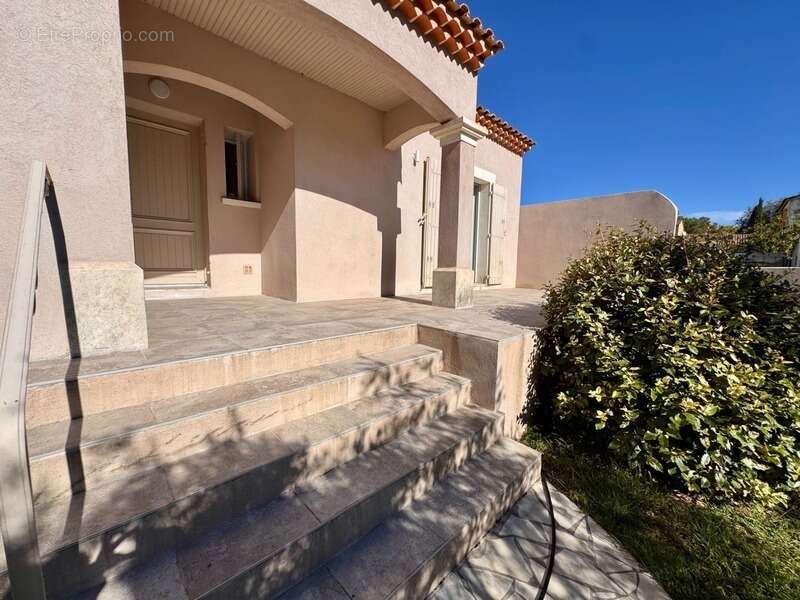 Maison à MAUSSANE-LES-ALPILLES