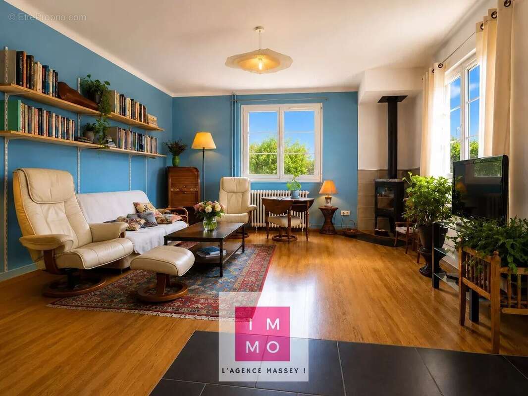 Maison de ville de charme – Plain-pied T3  : garage, jardin et terrasse couverte - photo 4