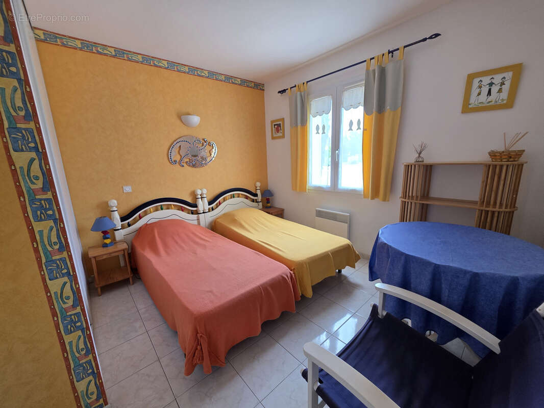 Maison à LA BREE-LES-BAINS