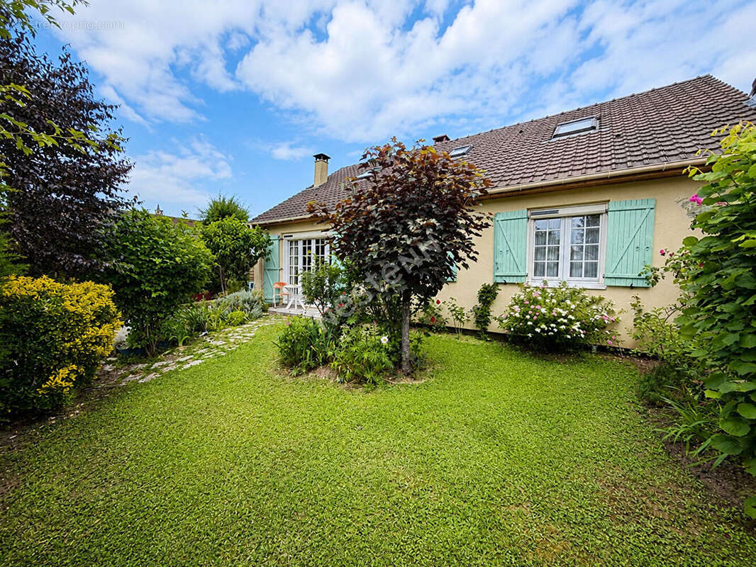 Maison à ASNIERES-SUR-OISE