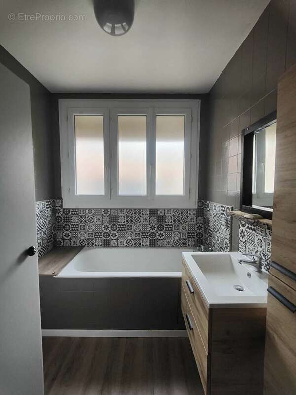 Maison à SERY-LES-MEZIERES