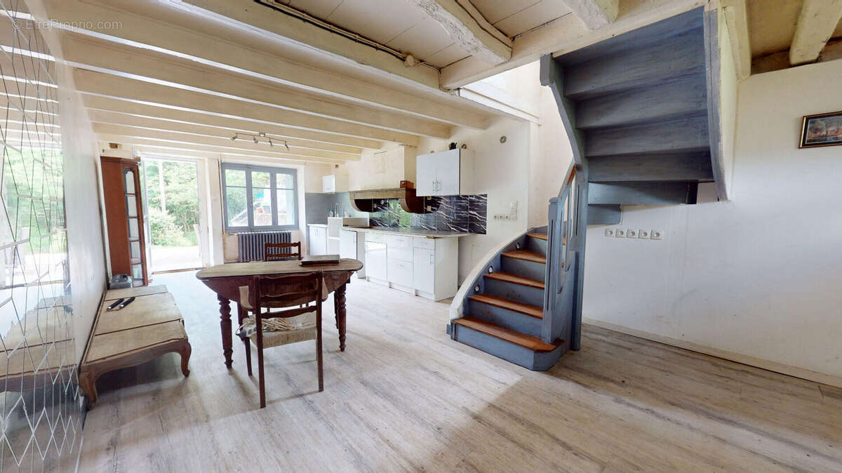 Maison à SAINT-RAMBERT-EN-BUGEY
