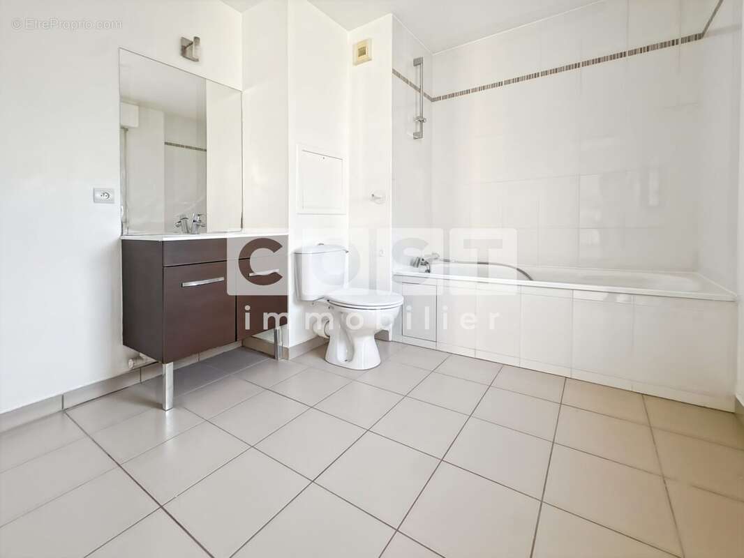 Appartement à COLOMBES