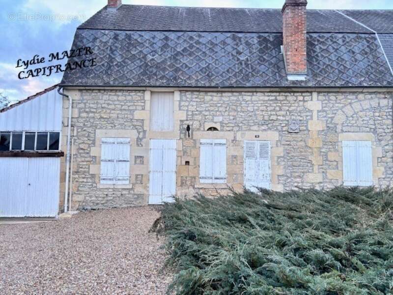Maison à URZY