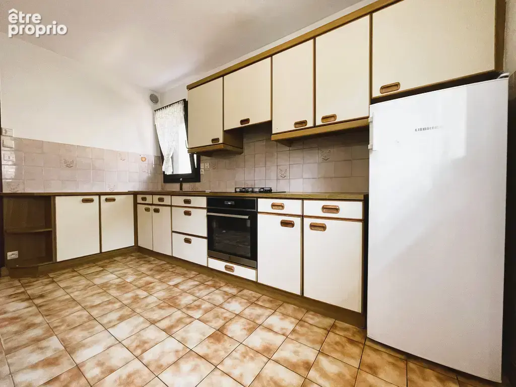 Maison individuelle et garage sur terrain clos - photo 11