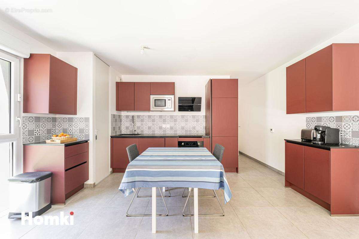 Appartement à MARSEILLE-9E