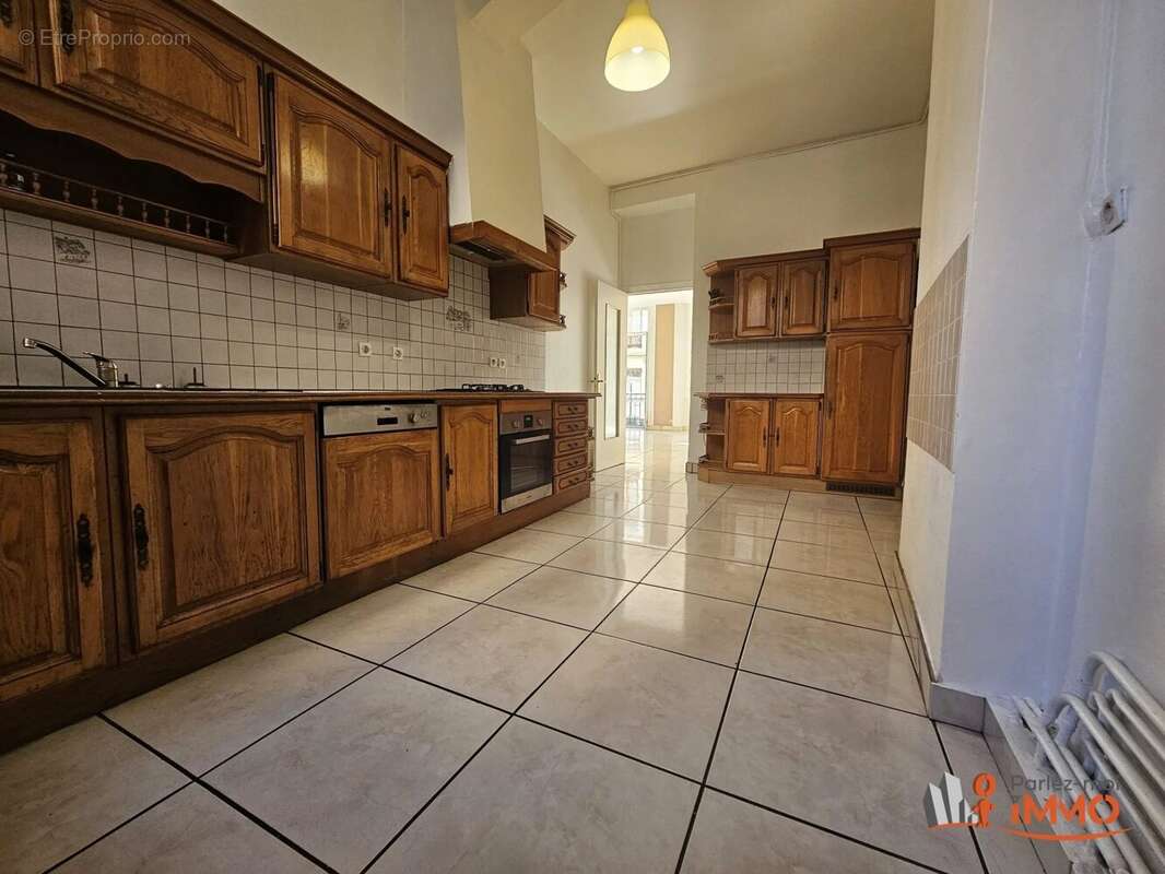 Appartement à SAINT-ETIENNE