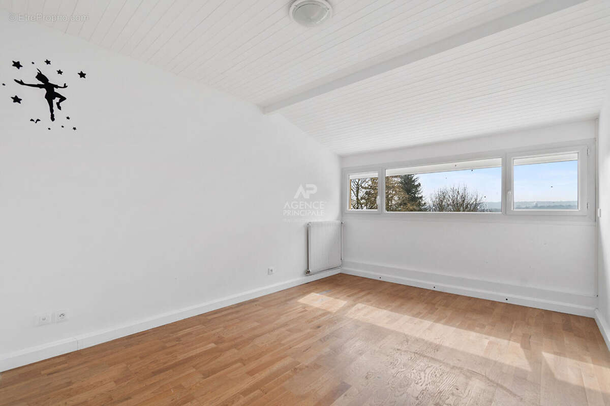 Maison à SAINT-GERMAIN-EN-LAYE