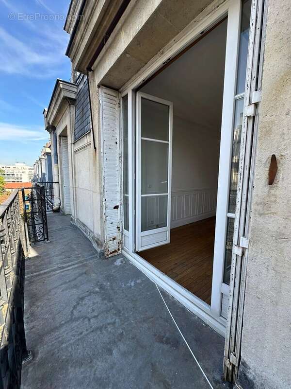 Appartement à PARIS-15E