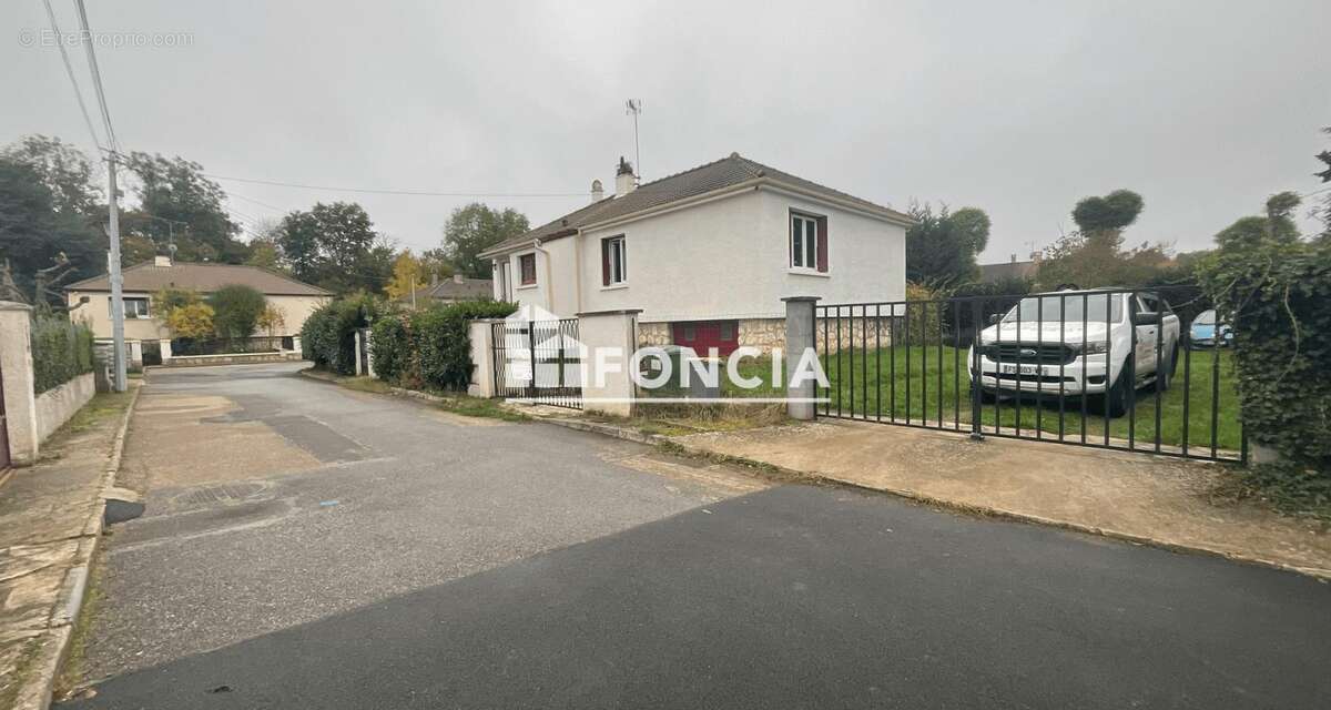 Maison à SAINT-VRAIN