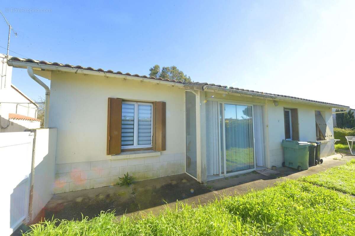 Maison à MESCHERS-SUR-GIRONDE