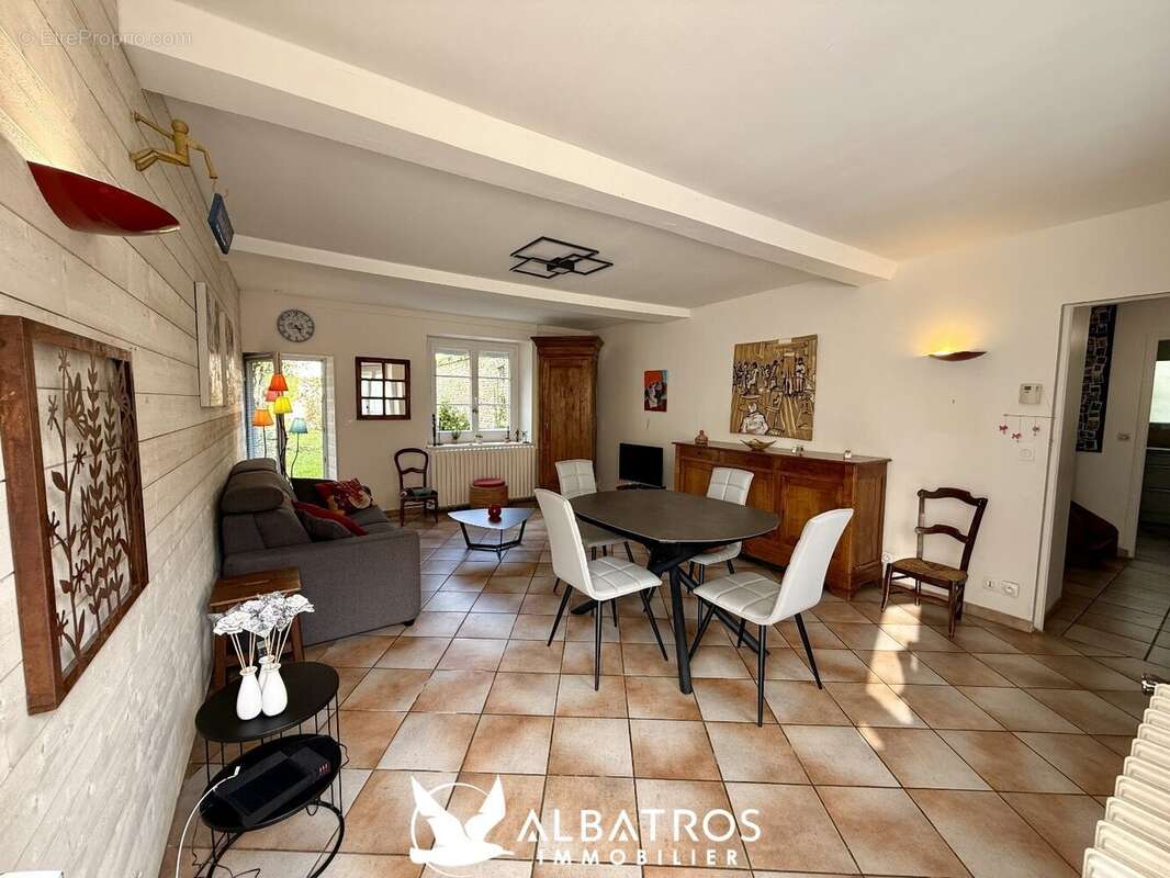 Maison à OUISTREHAM