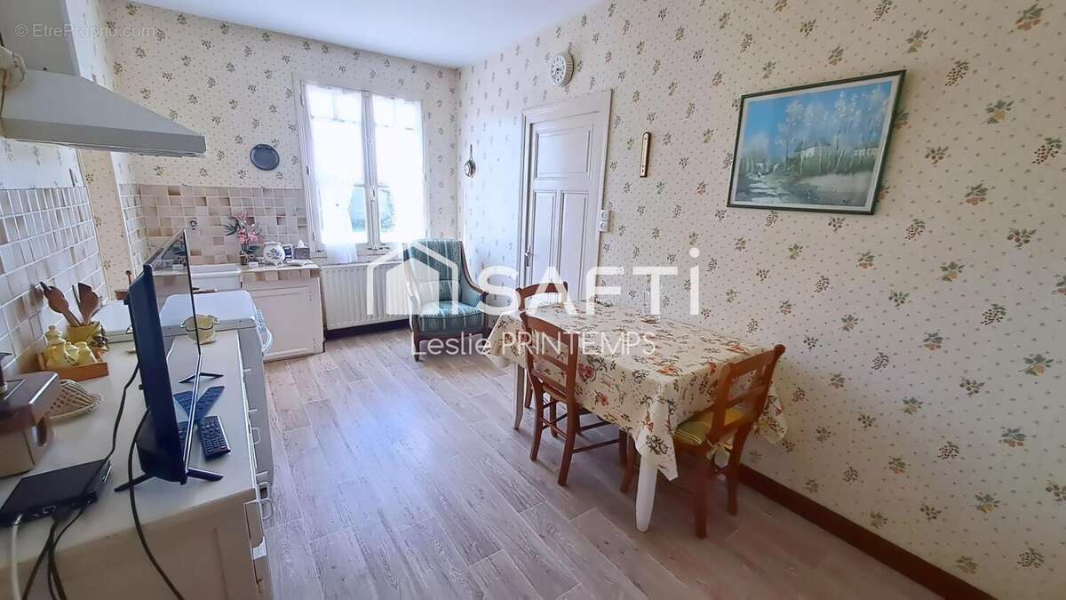 Photo 2 - Maison à SAINT-POMPAIN