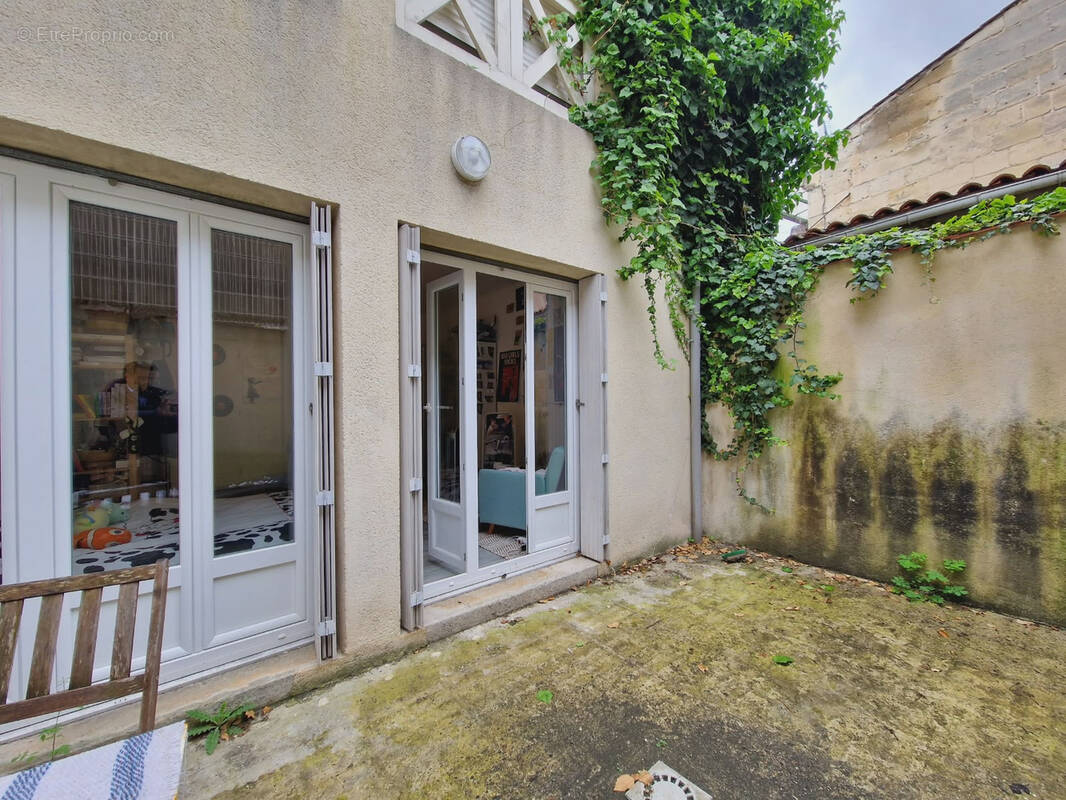 Appartement à BORDEAUX