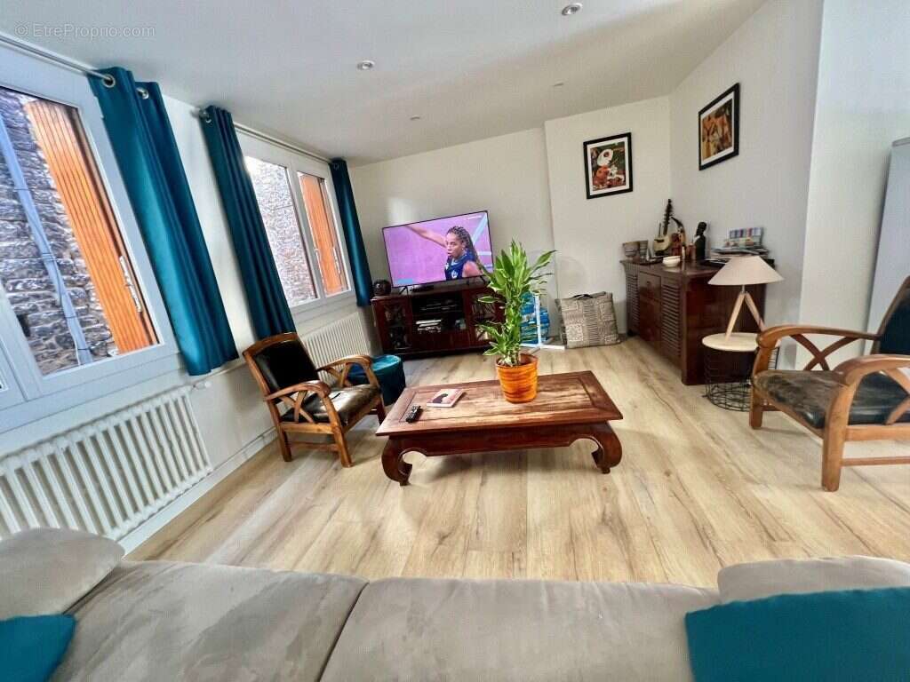 Maison à LES VIGNES