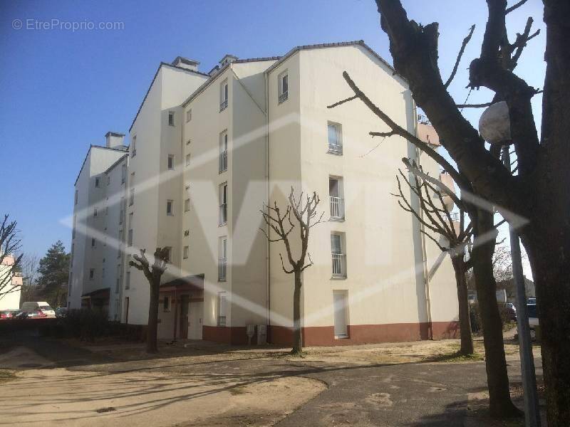 Appartement à COMBS-LA-VILLE