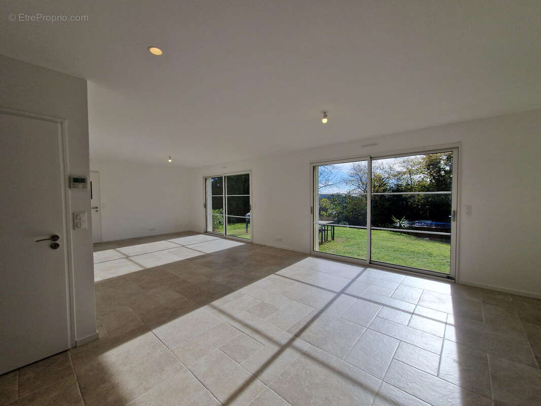 Maison à LA COLLE-SUR-LOUP