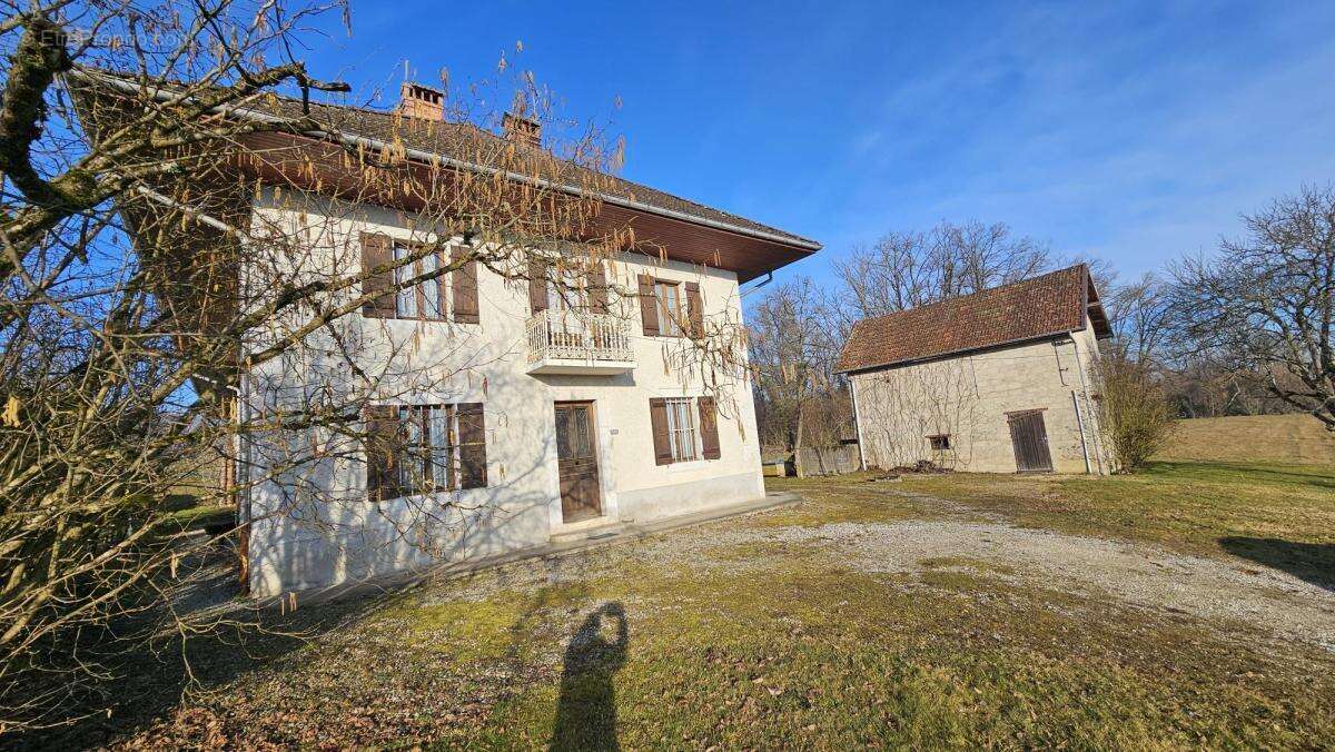 Maison à ALBENS