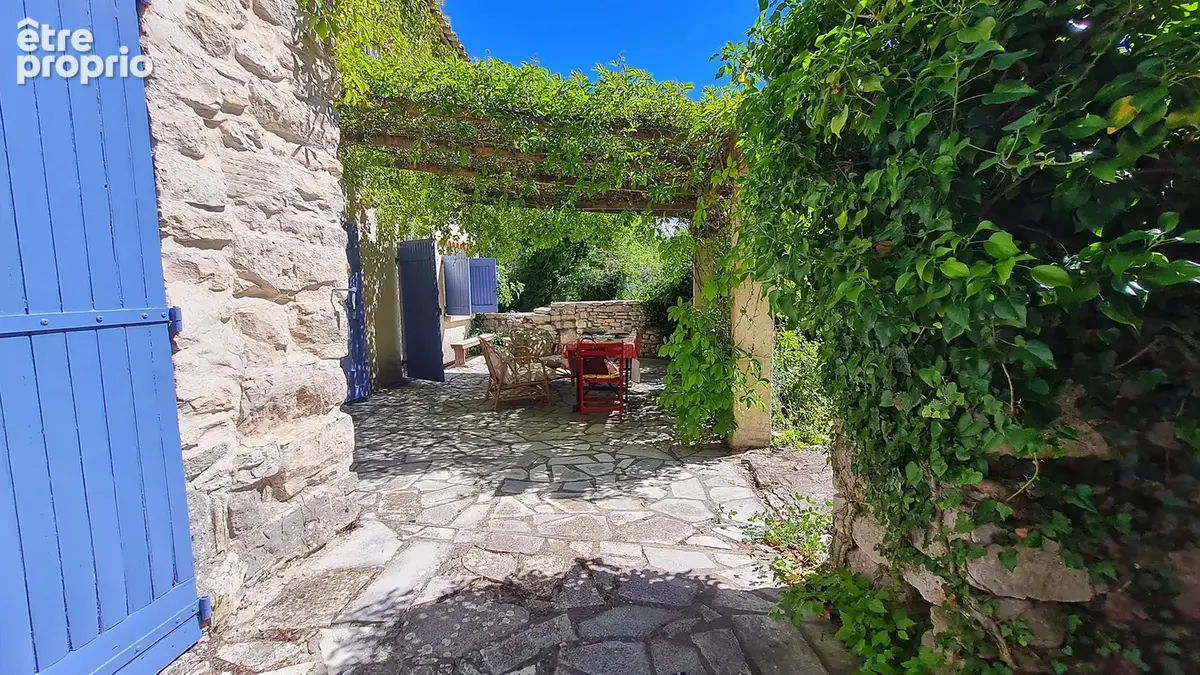 Authentique maison de pierre avec grand jardin - photo 2
