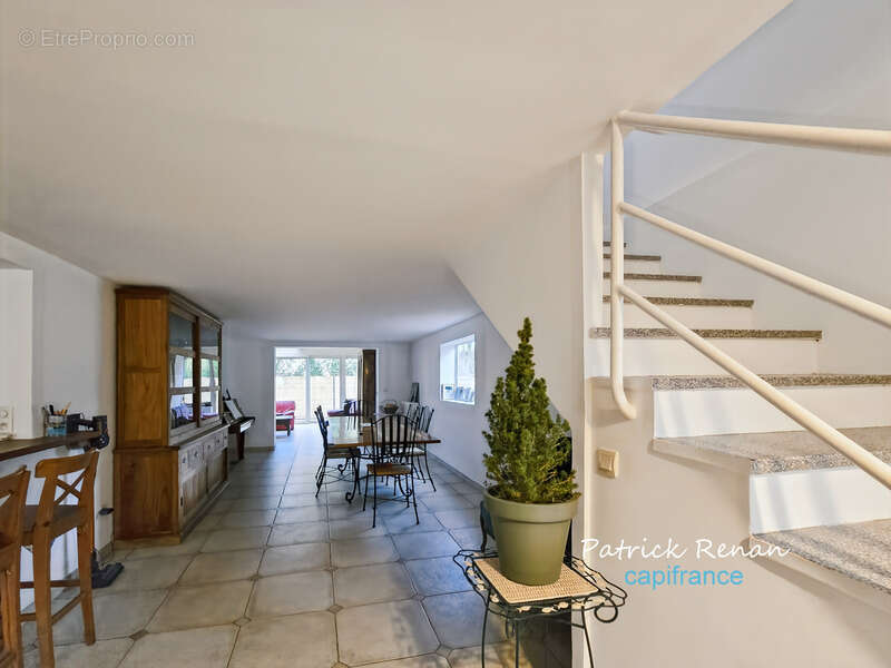 Maison à FONTENAY-LE-FLEURY