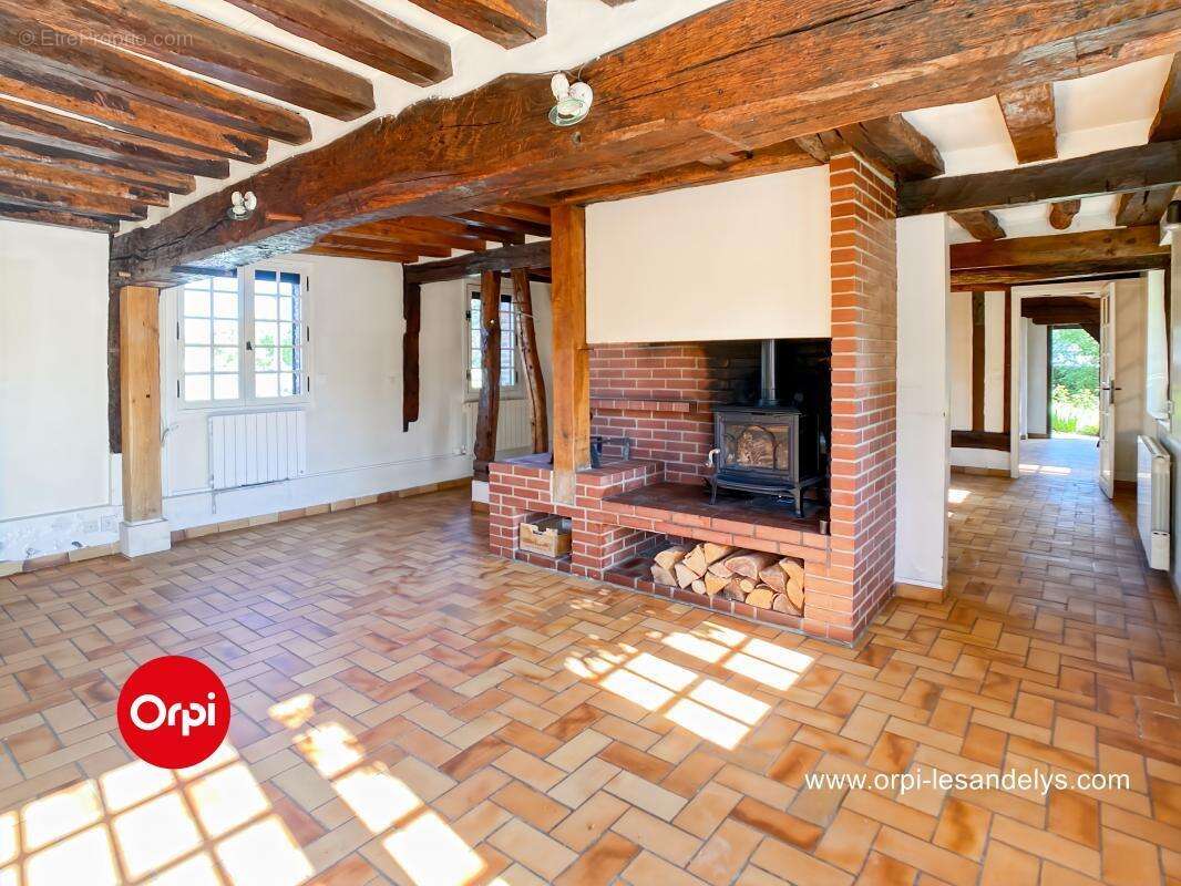 Maison à VANDRIMARE